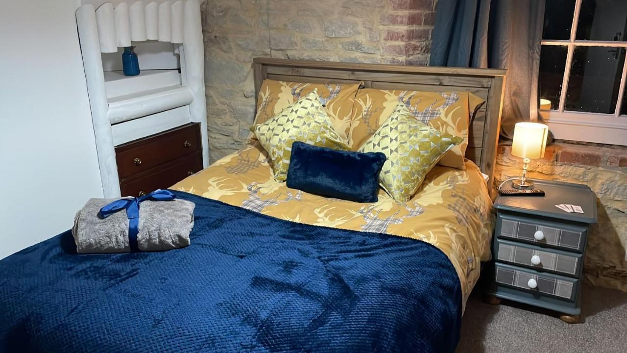 Crosskeys Inn Guest Rooms In Wye Valley Goodrich Екстериор снимка